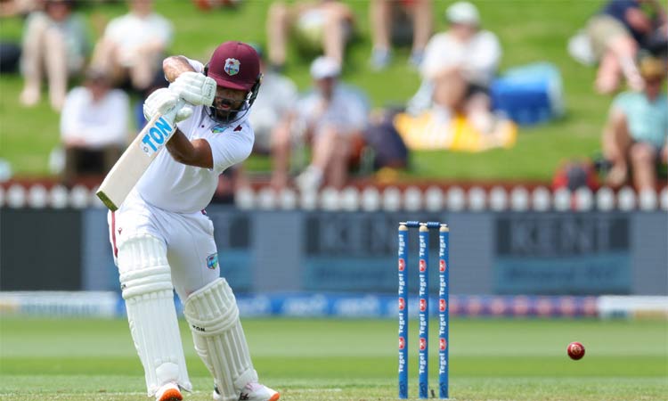 நியூசிலாந்துக்கு எதிரான 2வது டெஸ்ட்: முதல் இன்னிங்சில் வெஸ்ட் இண்டீஸ் 205 ரன்களுக்கு ஆல் அவுட்