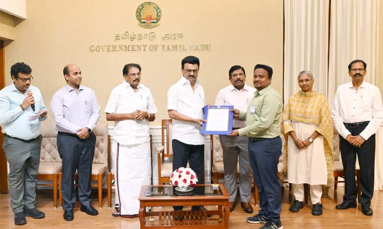 நில அளவர்கள், வரைவளர்கள் 476 பேருக்கு பணி நியமன ஆணை; முதல்-அமைச்சர் மு.க.ஸ்டாலின் வழங்கினார்...!