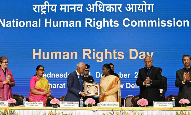 சக குடிமகனின் உரிமைகளை பாதுகாப்பது ஒரு பகிரப்பட்ட கடமையாகும்:  திரவுபதி முர்மு பேச்சு