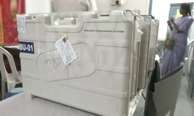 தமிழகத்தில் மின்னணு வாக்குப்பதிவு இயந்திரங்கள் சரிபார்ப்பு பணி நாளை தொடக்கம் தமிழகத்தில் மின்னணு வாக்குப்பதிவு இயந்திரங்கள் சரிபார்ப்பு பணி நாளை தொடக்கம்