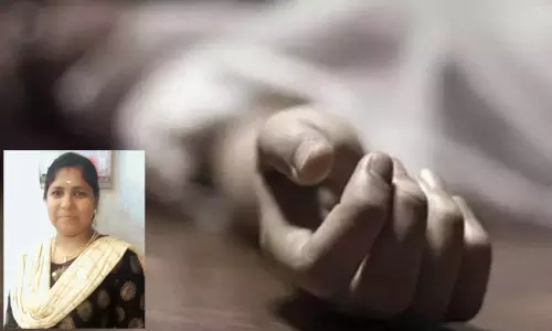 கணவருடன் ஏற்பட்ட தகராறில் வாய்க்காலில் குதித்து பெண் தற்கொலை கணவருடன் ஏற்பட்ட தகராறில் வாய்க்காலில் குதித்து பெண் தற்கொலை