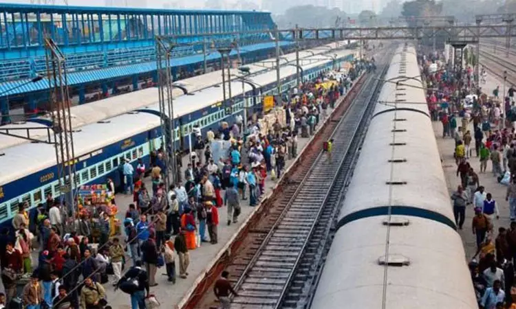 தமிழ்நாட்டில் 77 ரெயில் நிலையங்களை மேம்படுத்த... ... இன்றைய முக்கிய செய்திகள்.. சில வரிகளில்.. 11-12-2025 தமிழ்நாட்டில் 77 ரெயில் நிலையங்களை மேம்படுத்த... ... இன்றைய முக்கிய செய்திகள்.. சில வரிகளில்.. 11-12-2025