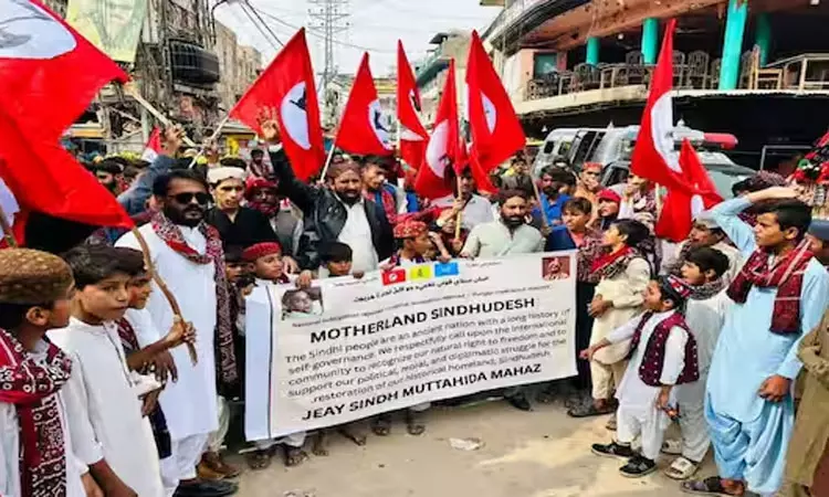 பாகிஸ்தானில் போராட்டம் பாகிஸ்தானில் போராட்டம்