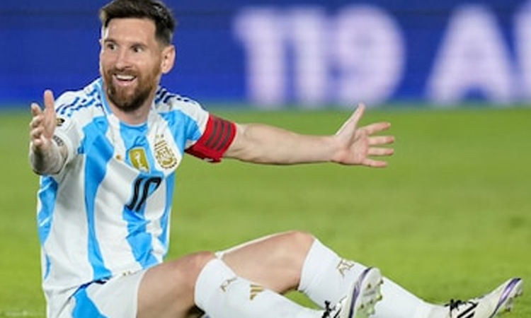 மெஸ்சியுடன் புகைப்படம் எடுக்க கட்டணம் இவ்வளவா..? ரசிகர்கள் குமுறல்