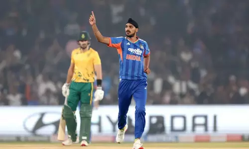 2-வது 20 ஓவர் கிரிக்கெட் போட்டியில் இந்தியா-தென்ஆப்பிரிக்கா இன்று மோதல் 2-வது 20 ஓவர் கிரிக்கெட் போட்டியில் இந்தியா-தென்ஆப்பிரிக்கா இன்று மோதல்