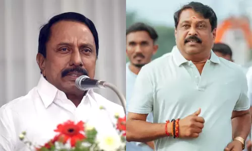 செங்கோட்டையன் நெல்லையில் போட்டியிட போகிறாரா? - நயினார் நாகேந்திரன் பதில் செங்கோட்டையன் நெல்லையில் போட்டியிட போகிறாரா? - நயினார் நாகேந்திரன் பதில்