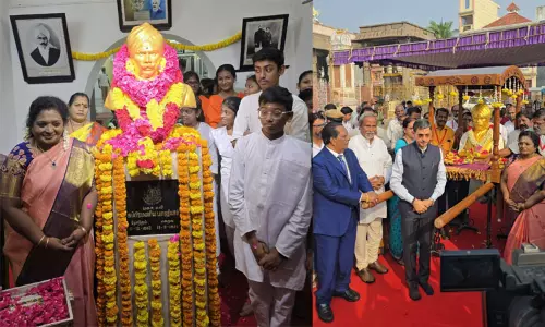 பாரதி இன்று இருந்திருந்தால்..பிரதமர் மோடிக்கு வாழ்த்துப் பாடல் பாடியிருப்பார் - தமிழிசை சவுந்தரராஜன் பாரதி இன்று இருந்திருந்தால்..பிரதமர் மோடிக்கு வாழ்த்துப் பாடல் பாடியிருப்பார் - தமிழிசை சவுந்தரராஜன்