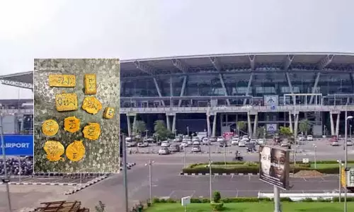 சென்னை விமான நிலையத்தில் ரூ.11.5 கோடி மதிப்பிலான கடத்தல் தங்கம் பறிமுதல் - 5 பேர் கைது சென்னை விமான நிலையத்தில் ரூ.11.5 கோடி மதிப்பிலான கடத்தல் தங்கம் பறிமுதல் - 5 பேர் கைது