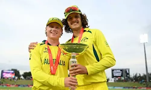 ஜூனியர் உலகக் கோப்பை கிரிக்கெட்: ஆஸி. அணி அறிவிப்பு.. 2 இந்திய வம்சாவளியினருக்கு இடம் ஜூனியர் உலகக் கோப்பை கிரிக்கெட்: ஆஸி. அணி அறிவிப்பு.. 2 இந்திய வம்சாவளியினருக்கு இடம்