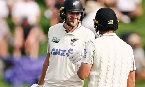 2-வது டெஸ்ட்: முதல் இன்னிங்சில் நியூசிலாந்து அணி 278 ரன்னில் ஆல்-அவுட் 2-வது டெஸ்ட்: முதல் இன்னிங்சில் நியூசிலாந்து அணி 278 ரன்னில் ஆல்-அவுட்