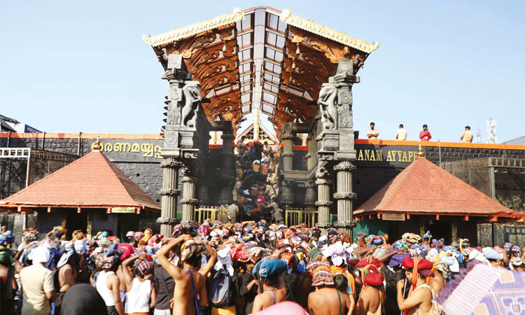 சபரிமலையில் மகரவிளக்கு பூஜை: அடுத்த மாதம் 10-ந் தேதி வரை ஆன்லைன் முன்பதிவு நிறைவு