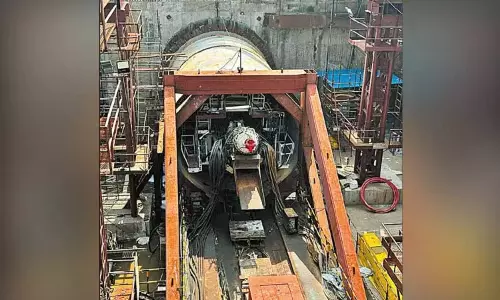 பனகல் பூங்கா - போட் கிளப் இடையே மெட்ரோ ரெயில் சுரங்கம் தோண்டும் பணி பனகல் பூங்கா - போட் கிளப் இடையே மெட்ரோ ரெயில் சுரங்கம் தோண்டும் பணி