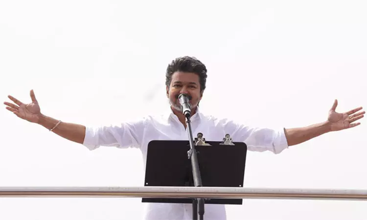 பரபரக்கும் அரசியல் களம்... கூட்டணிக்காக பல்வேறு கட்சிகள் த.வெ.க.வுடன் ரகசிய பேச்சுவார்த்தை