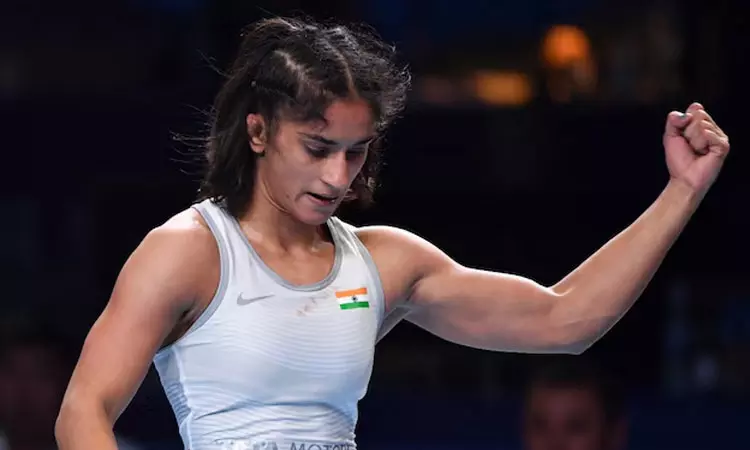 ஓய்வு முடிவை மாற்றியது ஏன்..? வினேஷ் போகத் உருக்கமான பதிவு ஓய்வு முடிவை மாற்றியது ஏன்..? வினேஷ் போகத் உருக்கமான பதிவு