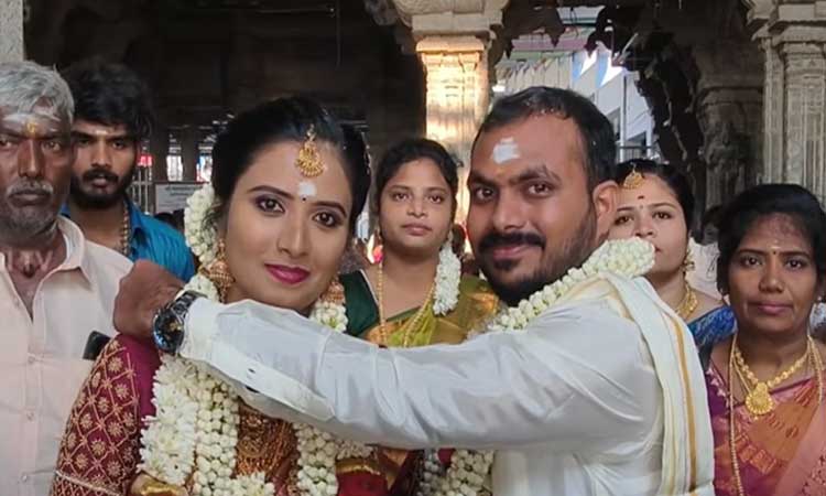 ஒரே நாளில் 50 ஜோடிகள் திருமணம் - களைகட்டிய திருச்செந்தூர் முருகன் கோவில்