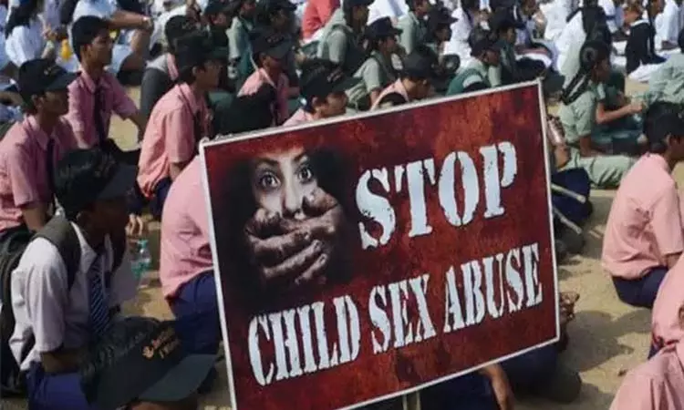 சிறுமியை பாலியல் வன்கொடுமை செய்து கொன்ற வாலிபர் கைது சிறுமியை பாலியல் வன்கொடுமை செய்து கொன்ற வாலிபர் கைது