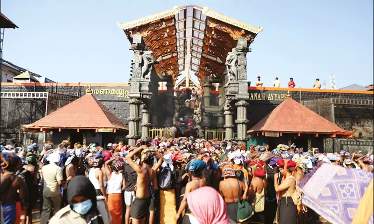 சபரிமலை அய்யப்பன் கோவிலில் இதுவரை 25 லட்சம் பக்தர்கள் சாமி தரிசனம் சபரிமலை அய்யப்பன் கோவிலில் இதுவரை 25 லட்சம் பக்தர்கள் சாமி தரிசனம்