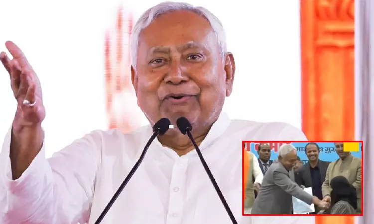 பெண் டாக்டரின் ஹிஜாப்பை இழுத்து... மீண்டும் சர்ச்சையில் நிதிஷ் குமார் பெண் டாக்டரின் ஹிஜாப்பை இழுத்து... மீண்டும் சர்ச்சையில் நிதிஷ் குமார்