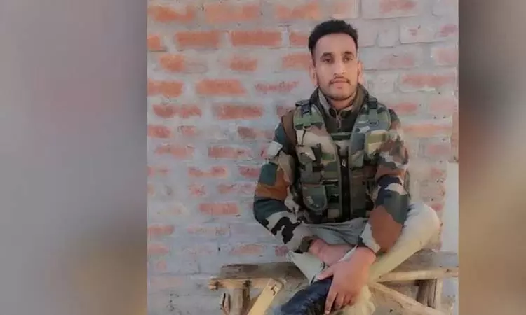 காஷ்மீர்: பயங்கரவாதிகள் நடத்திய தாக்குதலில் போலீஸ்காரர் வீர மரணம் காஷ்மீர்: பயங்கரவாதிகள் நடத்திய தாக்குதலில் போலீஸ்காரர் வீர மரணம்