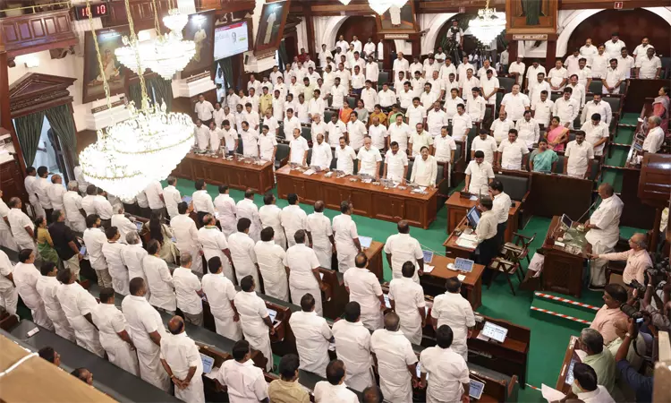 தமிழக சட்டசபை ஜனவரி முதல் வாரம் கூடுகிறது: பிப்ரவரியில் இடைக்கால பட்ஜெட் தாக்கல் தமிழக சட்டசபை ஜனவரி முதல் வாரம் கூடுகிறது: பிப்ரவரியில் இடைக்கால பட்ஜெட் தாக்கல்