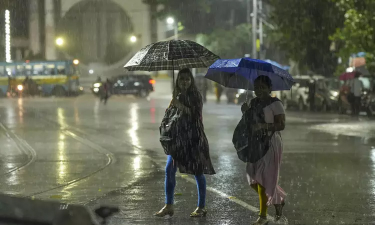 15 மாவட்டங்களில் இரவு 10 மணி வரை மழைக்கு வாய்ப்பு