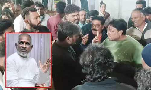 ஓசூரில் பரபரப்பு: இளையராஜாவின் இசை கச்சேரிக்கு வந்த ரசிகர்கள் வாக்குவாதம் ஓசூரில் பரபரப்பு: இளையராஜாவின் இசை கச்சேரிக்கு வந்த ரசிகர்கள் வாக்குவாதம்