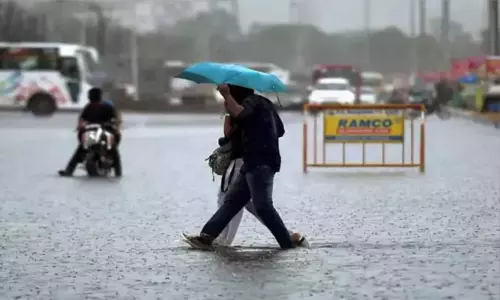 காலை 10 மணி வரை மழைக்கு வாய்ப்புள்ள மாவட்டங்கள் காலை 10 மணி வரை மழைக்கு வாய்ப்புள்ள மாவட்டங்கள்
