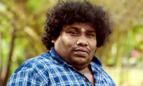 புகார்களுக்கு பதிலடி: நிகழ்ச்சியில் ‘டென்ஷன்’ ஆன யோகிபாபு