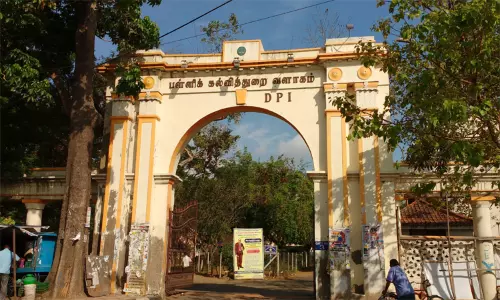 10-ம் வகுப்பு, பிளஸ்-2 பொதுத்தேர்வு தேர்ச்சி சதவீதத்தை அதிகரிக்க பள்ளிக்கல்வித்துறை தீவிரம் 10-ம் வகுப்பு, பிளஸ்-2 பொதுத்தேர்வு தேர்ச்சி சதவீதத்தை அதிகரிக்க பள்ளிக்கல்வித்துறை தீவிரம்