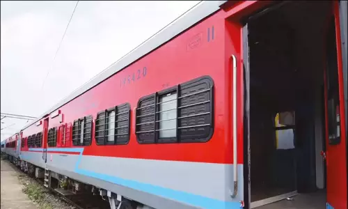 திருச்சி-திருவனந்தபுரம் இன்டர்சிட்டி ரெயிலில் இன்று முதல் எல்.எச்.பி. பெட்டிகள் இணைப்பு திருச்சி-திருவனந்தபுரம் இன்டர்சிட்டி ரெயிலில் இன்று முதல் எல்.எச்.பி. பெட்டிகள் இணைப்பு