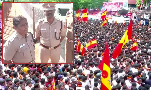 ஈரோட்டில் தவெக பிரசாரம் நடைபெறவுள்ள இடத்தில் எஸ்.பி. ஆய்வு ஈரோட்டில் தவெக பிரசாரம் நடைபெறவுள்ள இடத்தில் எஸ்.பி. ஆய்வு