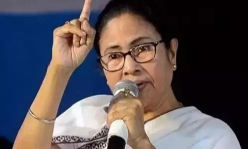 45 ஆயிரம் வாக்காளர் நீக்கம்:  மம்தா பானர்ஜி தொகுதியில் திரிணாமுல் காங். கட்சியினர் வீடு வீடாக ஆய்வு