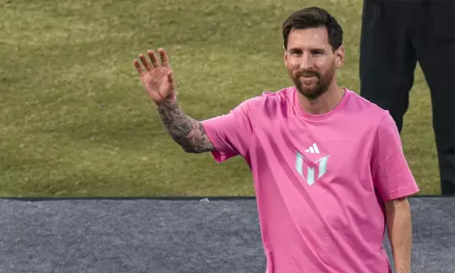 இந்தியாவில் கால்பந்துக்கு பிரகாசமான எதிர்காலம்:  மெஸ்சி