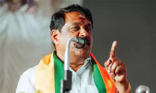 அரசுத் தேர்வுகளைக் கூட முறையாக நடத்தும் திராணியற்ற திமுக அரசு - நயினார் நாகேந்திரன் சாடல்