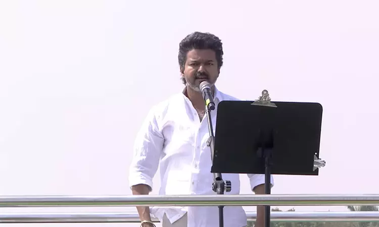 திமுக ஒரு தீயசக்தி - தவெக தலைவர் விஜய் ஆவேசம் ... ... இன்றைய முக்கிய செய்திகள்.. சில வரிகளில்.. 18-12-2025 திமுக ஒரு தீயசக்தி - தவெக தலைவர் விஜய் ஆவேசம் ... ... இன்றைய முக்கிய செய்திகள்.. சில வரிகளில்.. 18-12-2025