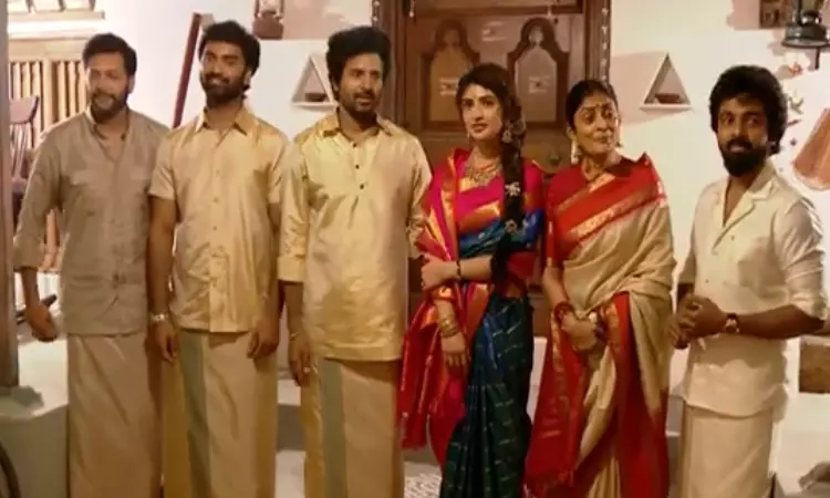 வள்ளுவர் கோட்டத்தில் “பராசக்தி” படத்தின் விழா நடப்பது சிறப்பு - சிவகார்த்திகேயன் வள்ளுவர் கோட்டத்தில் “பராசக்தி” படத்தின் விழா நடப்பது சிறப்பு - சிவகார்த்திகேயன்