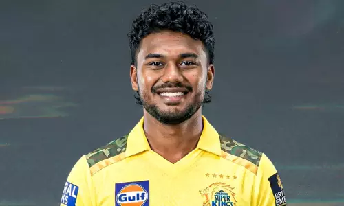 ஏலம் முடிந்த பிறகும் அழுகையை நிறுத்த முடியவில்லை...கார்த்திக் ஷர்மா நெகிழ்ச்சி ஏலம் முடிந்த பிறகும் அழுகையை நிறுத்த முடியவில்லை...கார்த்திக் ஷர்மா நெகிழ்ச்சி