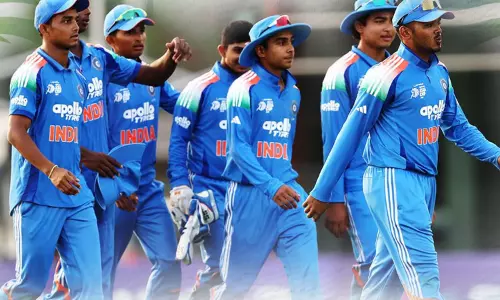 ஜூனியர் ஆசிய கோப்பை அரையிறுதி: இந்தியாவுடன் மோதப்போகும் அணி எது தெரியுமா..? ஜூனியர் ஆசிய கோப்பை அரையிறுதி: இந்தியாவுடன் மோதப்போகும் அணி எது தெரியுமா..?