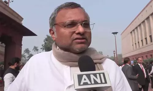 ‘காந்தியின் நினைவுகளை பா.ஜ.க. அழிக்க முயல்கிறது’ - கார்த்தி சிதம்பரம் எம்.பி. ‘காந்தியின் நினைவுகளை பா.ஜ.க. அழிக்க முயல்கிறது’ - கார்த்தி சிதம்பரம் எம்.பி.