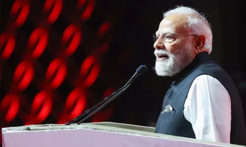 உலகளாவிய மந்த நிலையிலும்... விரைவான பொருளாதார வளர்ச்சி பெறும் நாடாக இந்தியா: பிரதமர் மோடி பெருமிதம் உலகளாவிய மந்த நிலையிலும்... விரைவான பொருளாதார வளர்ச்சி பெறும் நாடாக இந்தியா: பிரதமர் மோடி பெருமிதம்