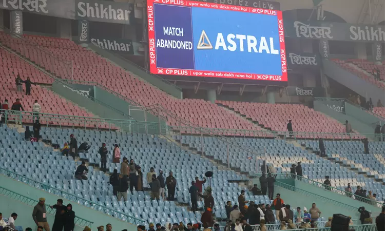 லக்னோ ஆட்டம் ரத்து: டிக்கெட்கட்டணம் திருப்பி வழங்கப்படும் என அறிவிப்பு லக்னோ ஆட்டம் ரத்து: டிக்கெட்கட்டணம் திருப்பி வழங்கப்படும் என அறிவிப்பு