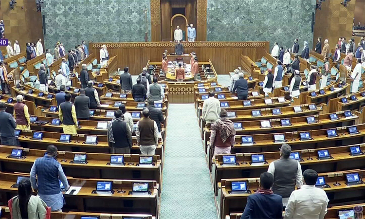 குளிர்கால கூட்டத்தொடர் நிறைவு: மக்களவை காலவரையறையின்றி ஒத்திவைப்பு