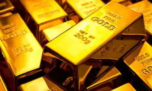 அரசு பேருந்தில் ரூ.8 கோடி மதிப்பிலான தங்க கட்டிகள் கடத்தல் - இருவர் கைது