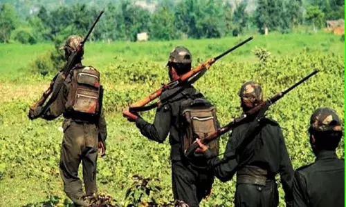 தெலுங்கானாவில் 41 மாவோயிஸ்டுகள் போலீசில் சரண்