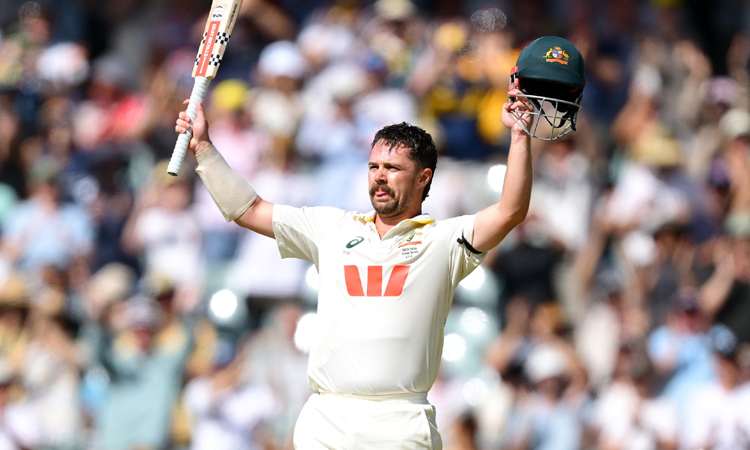 பிராட்மேனின் சாதனையை சமன் செய்த ஹெட்