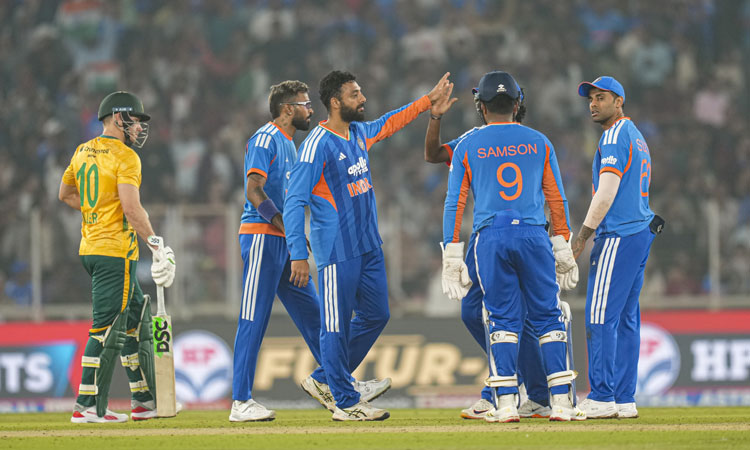 ‘வா மச்சி.. வா மச்சி’ களத்தில் தமிழில் பேசிய இந்திய வீரர்கள்