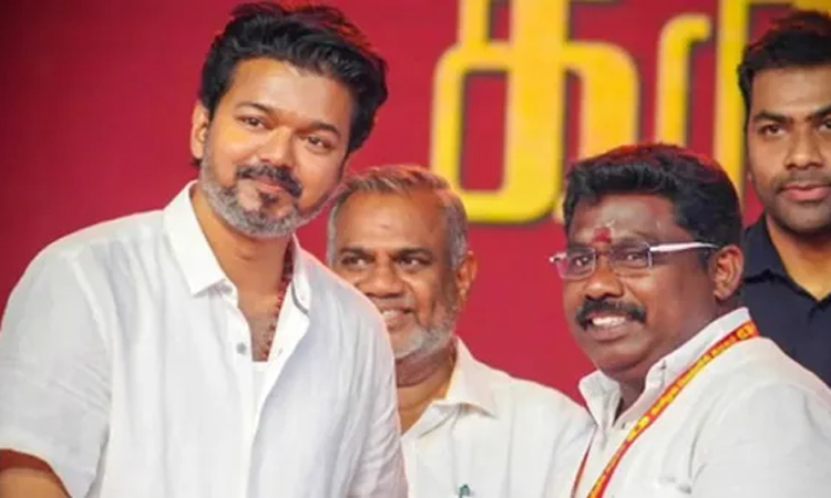 மகளிர் அணி நிர்வாகியிடம் அத்துமீறியதாக புகார்:  தவெக நாமக்கல் கிழக்கு மாவட்ட செயலாளர் நீக்கம்