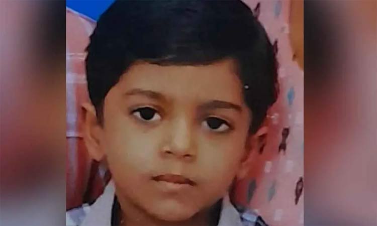 5 வயது மகனை கழுத்தை நெரித்து கொன்ற பெண் - அதிர்ச்சி சம்பவம்