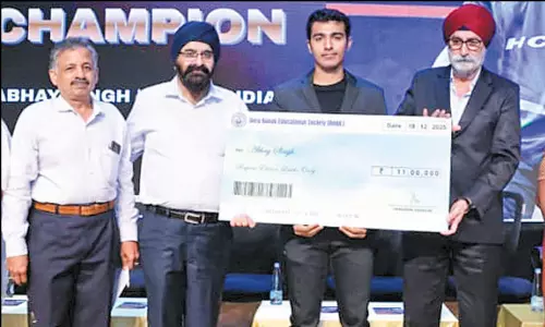 ஸ்குவாஷ் உலகக் கோப்பையை வென்ற இந்திய வீரருக்கு ரொக்கப்பரிசு