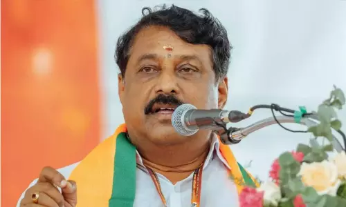 செவிலியர்களை கொலைக் குற்றவாளிகளைப் போல அடக்கி ஒடுக்க முயற்சிப்பது தான் திராவிட மாடலா? - நயினார் நாகேந்திரன்